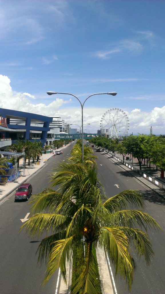 Stolica Filipin w 26 godzin: droga przy Mall of Asia