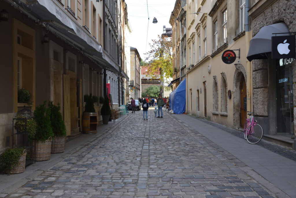Stare miasto we Lwowie - jedna z bocznych uliczek
