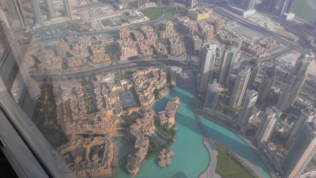 widok z Burj Khalifa, pomysły na layover w Dubaju, 